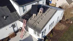 Paradise-Energy-Reroofing-Team-at-work