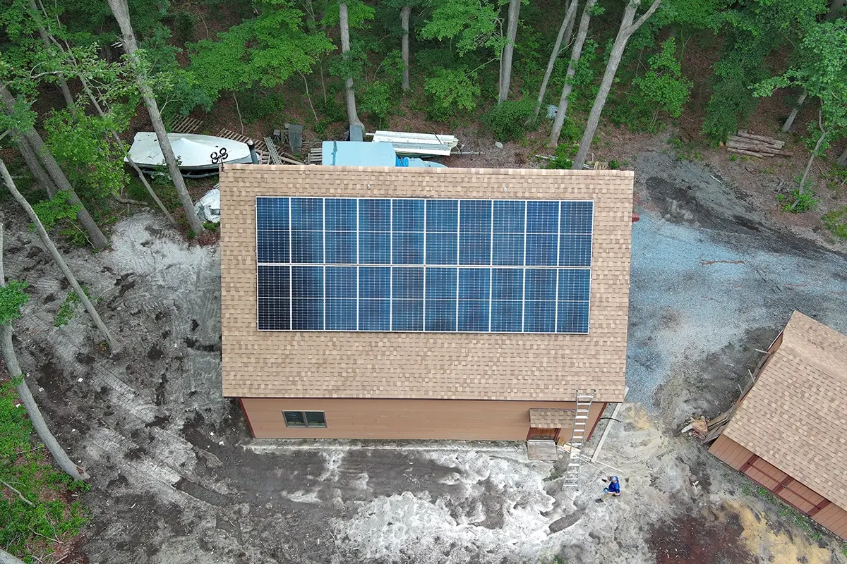 Chris Farlow Installs 9 kW Solar Panel System
