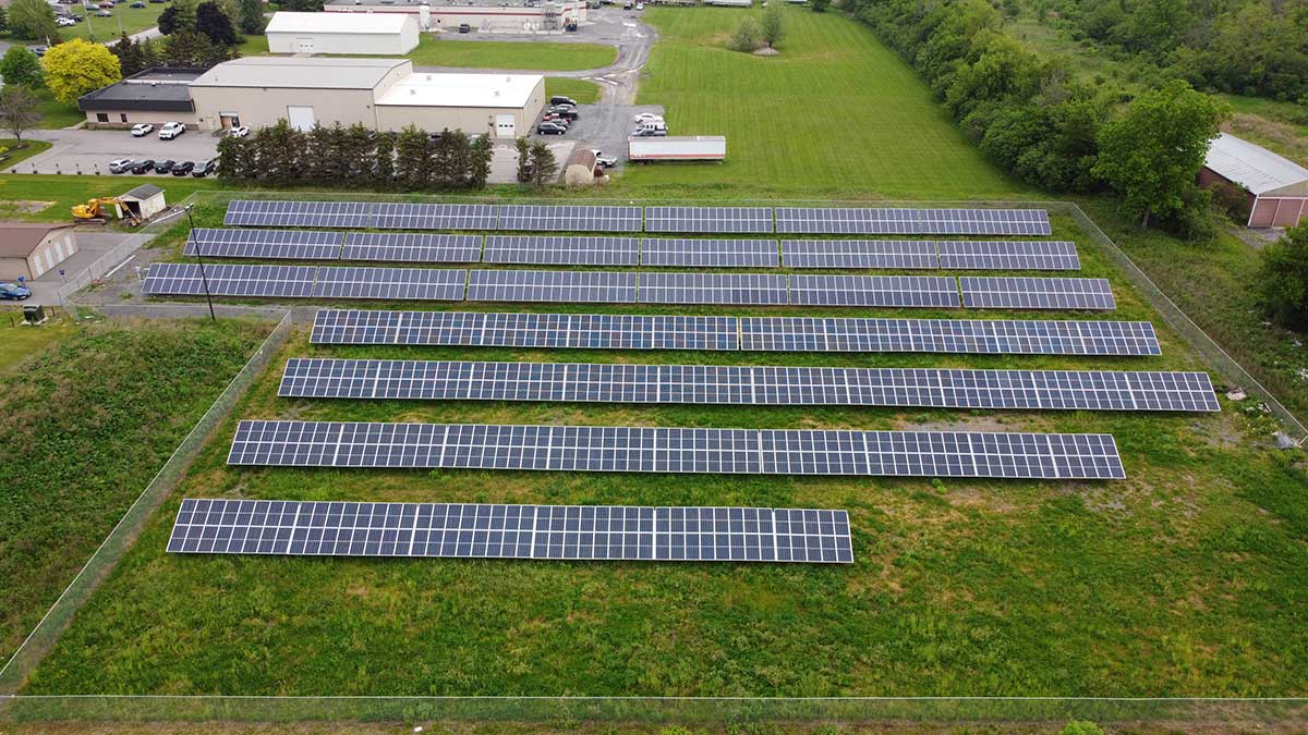 Big Ground Mount In Phelps