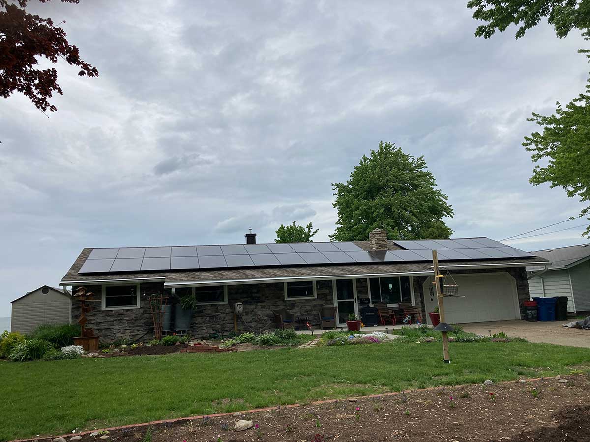 Mentor homeowner installs 34 solar panels