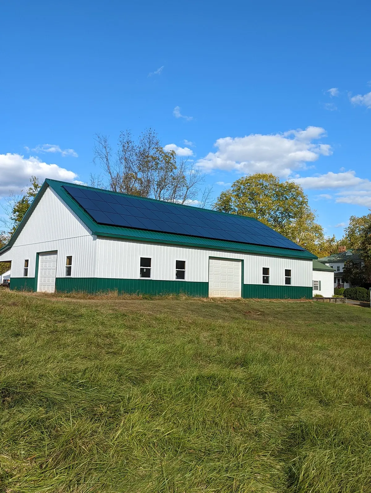 Michael Holifield Installs 18.36 kW Solar Panel System